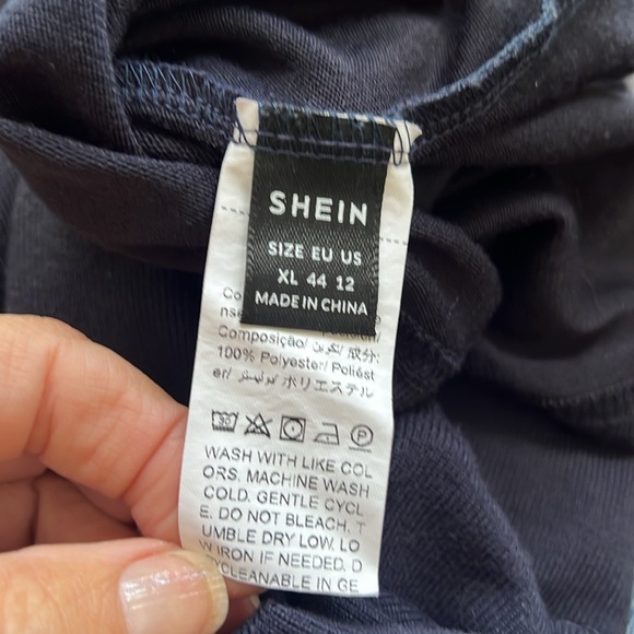 Navy V-Neck Long Sleeve Top - Picture 6 of 7